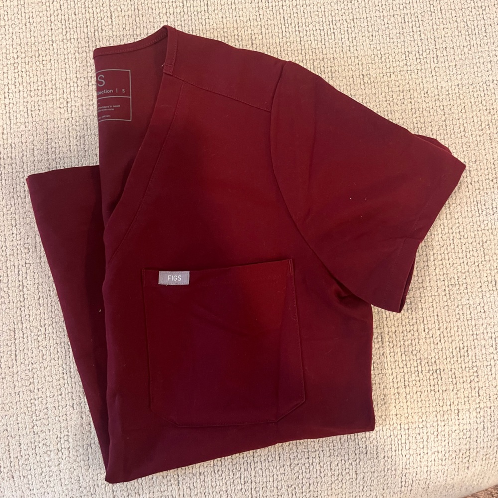 FIGS Catarina One Pocket Scrub Top